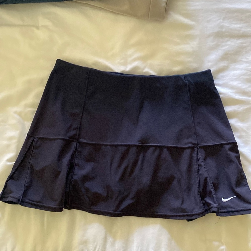 Nike tennis skirt size medium navy blue